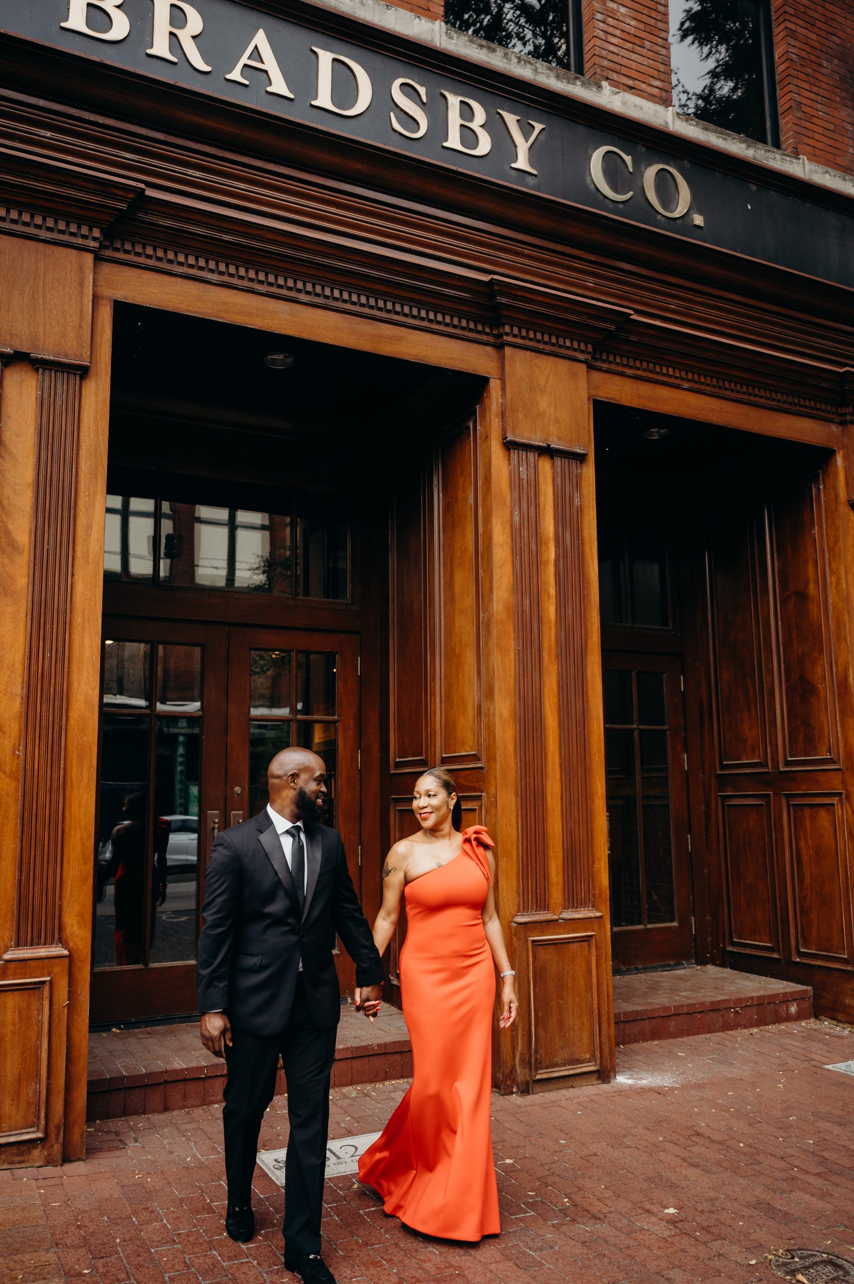 downtown Louisville engagement